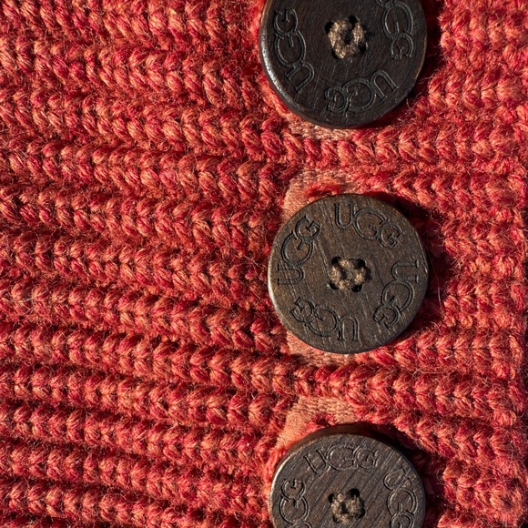 UGG 3-Button Cardy Knit - Burnt Orange - Size 6 - Two boots in one! - Picture 5 of 8